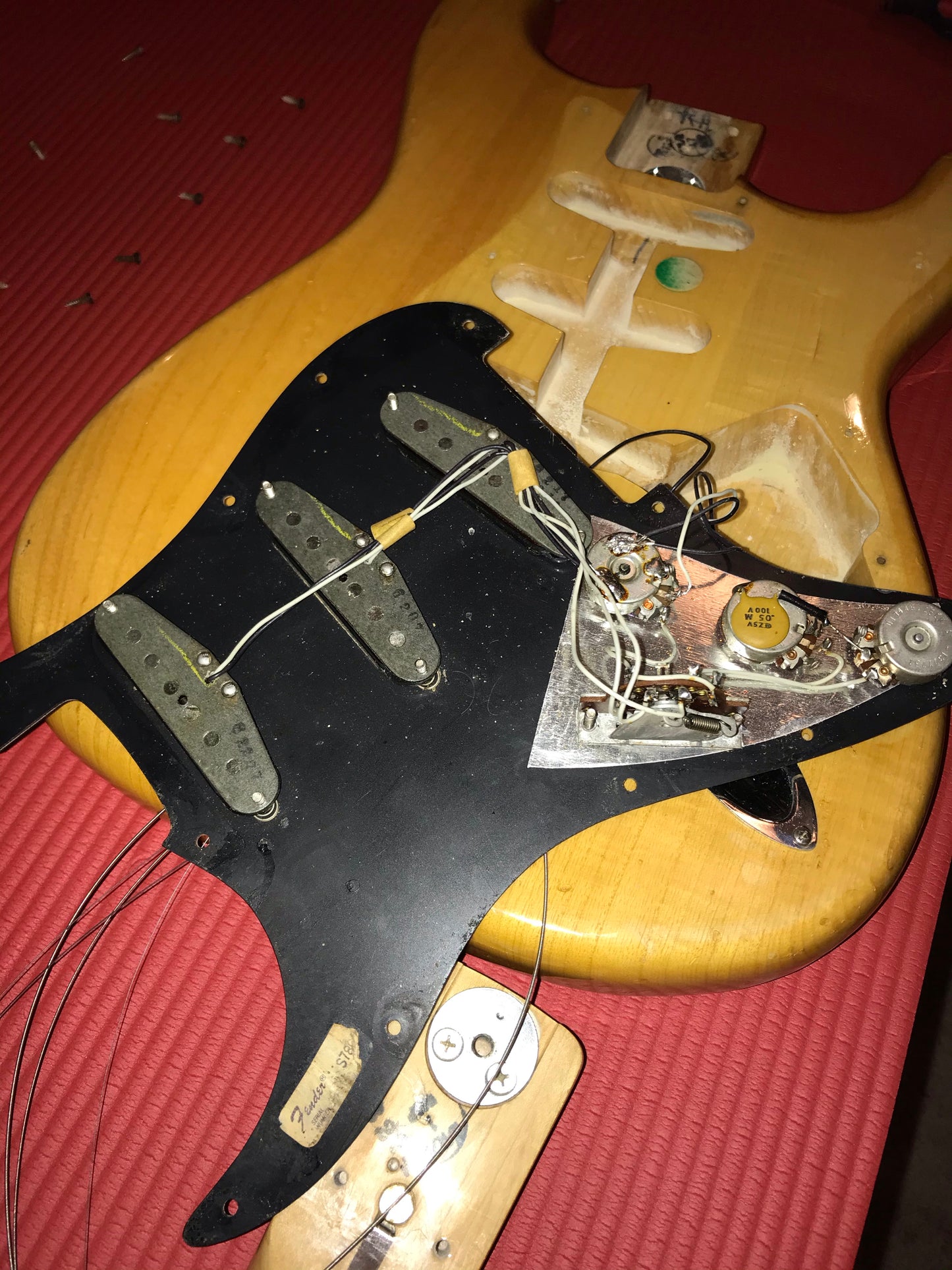LIGHT! 1977 Fender Stratocaster FLAMED ASH Natural - Maple Neck Strat Vintage USA 1970's Hardtail