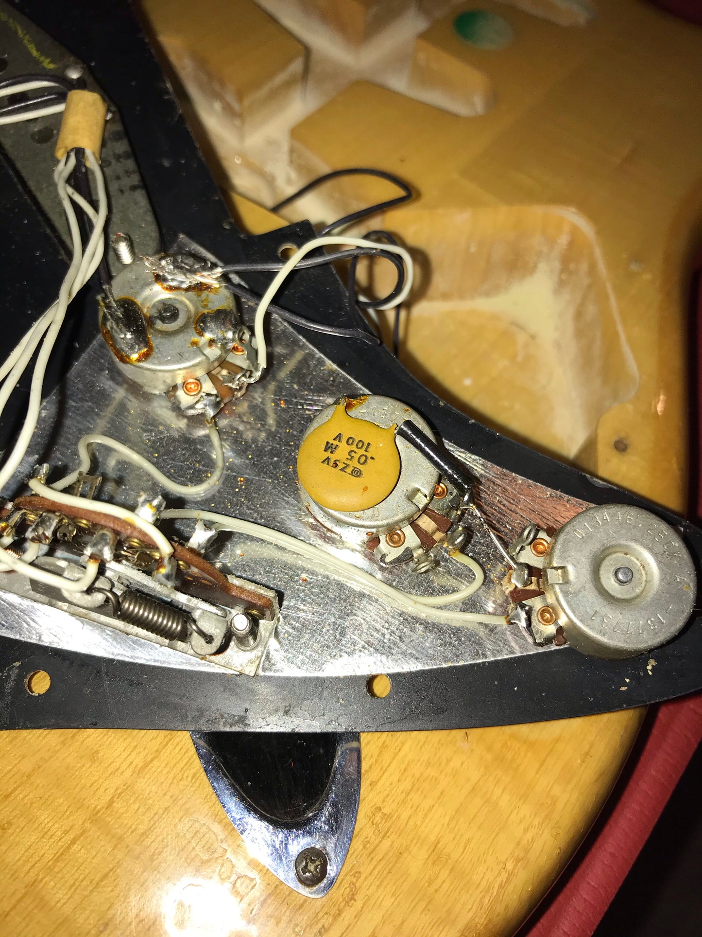 LIGHT! 1977 Fender Stratocaster FLAMED ASH Natural - Maple Neck Strat Vintage USA 1970's Hardtail