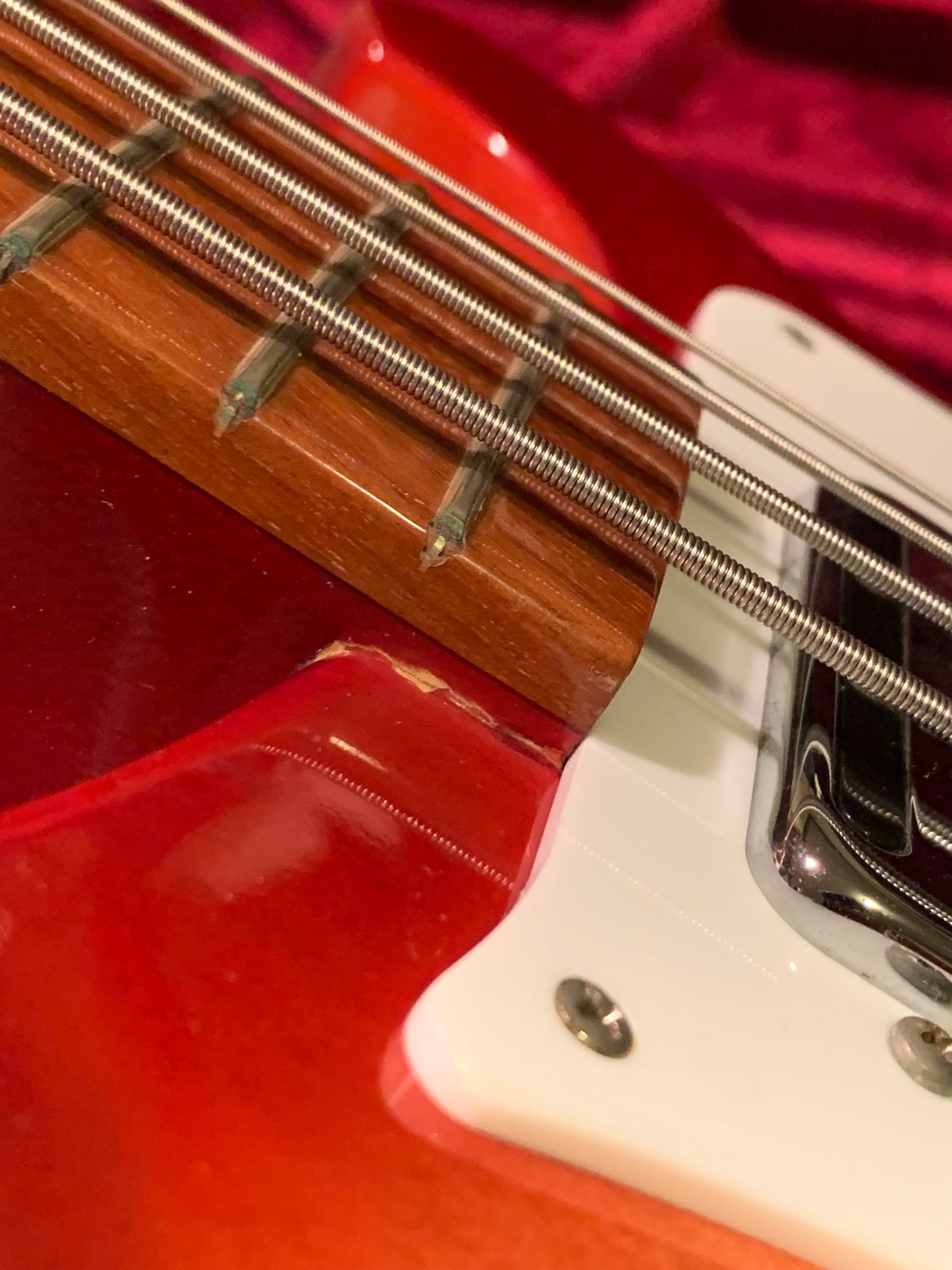 2000 Rickenbacker 4001v63 Fireglo Bass 1963 Reissue