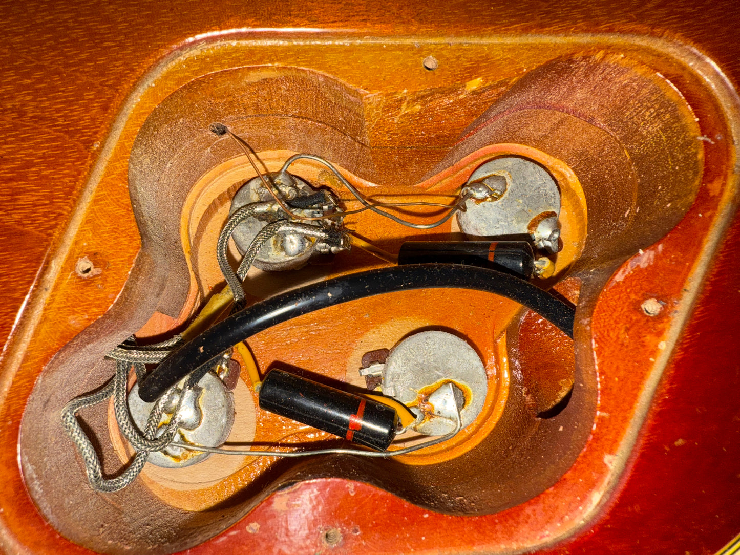 1973 Gibson Les Paul Custom Cherry Sunburst Vintage LP w Original Case Patent Sticker Humbuckers