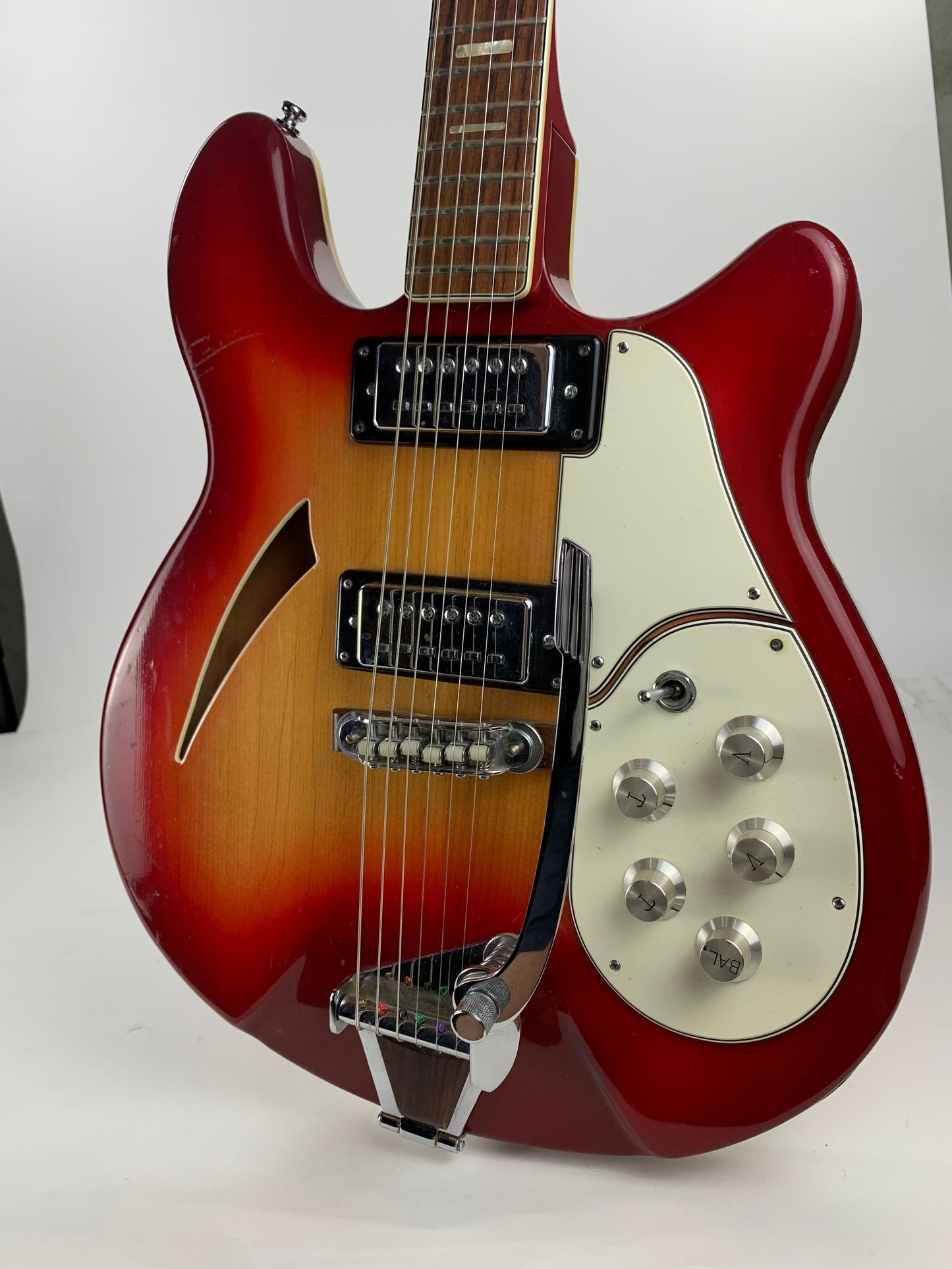 1960s Apollo 2219 Super Cougar Semi Hollow Guitar MIJ Japan