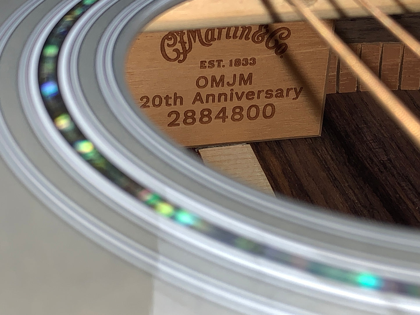 Martin 20th Anniversary OMJM John Mayer Signature Model - Grey Sunburst OM-28