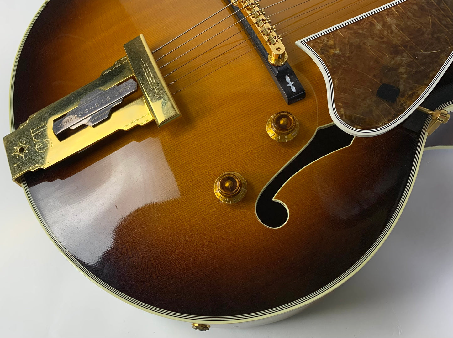1997 Gibson Custom Shop Historic WES MONTGOMERY L-5 Sunburst One Pickup Signature Model Archtop Electric Guitar