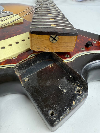 1961 Fender Jazzmaster Sunburst Vintage | 100% Original & Hard Case, Slab Board Neck, Offset Guitar