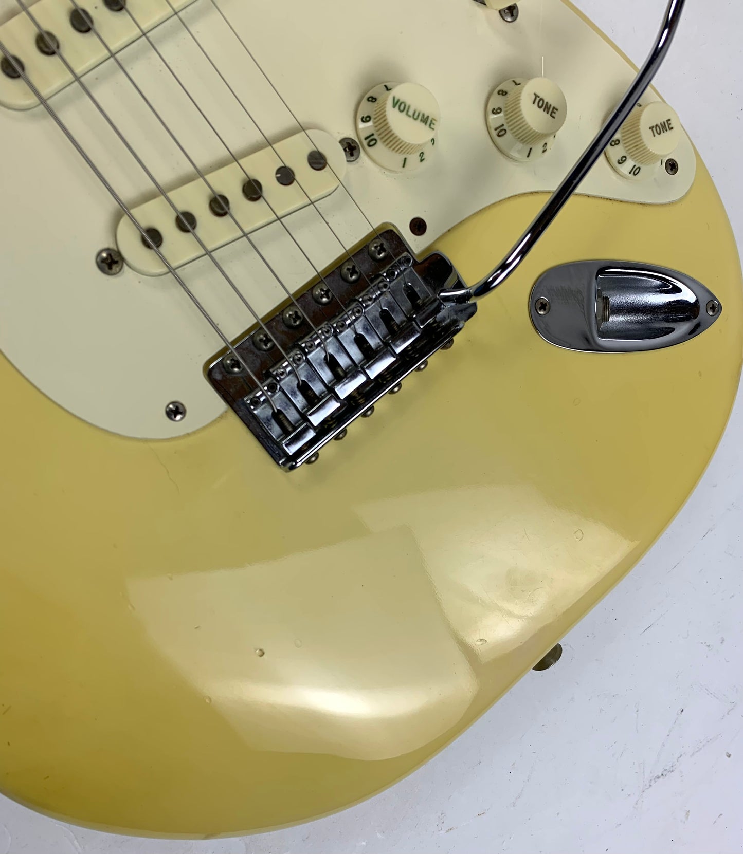 1982 Fender '57 American Vintage Reissue Fullerton Stratocaster 1957 Olympic White RED BOBBIN PICKUPS Very Early RI! AVRI