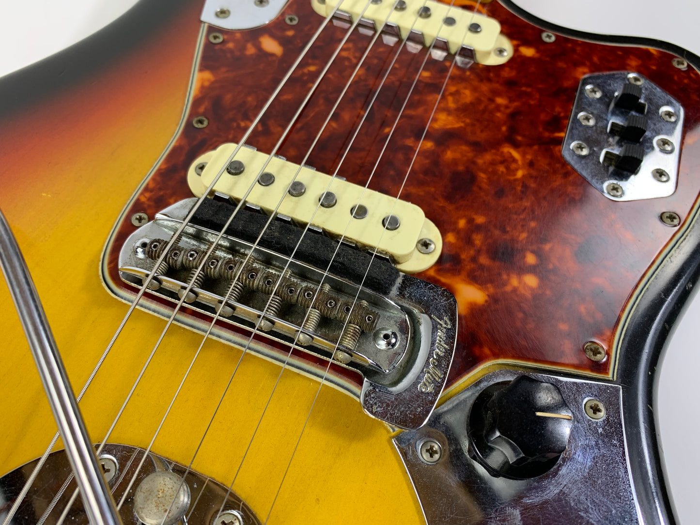 1965 Fender Jaguar Sunburst w Original Case L-Series Vintage Guitar