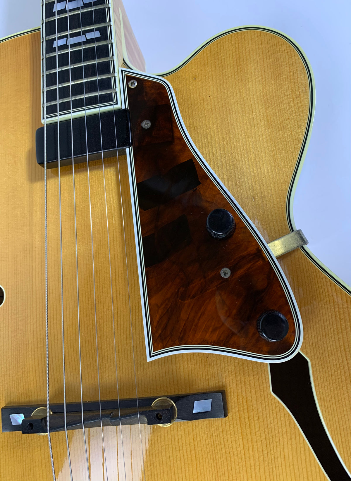 2005 Mark Campellone Deluxe Series 17 Inch Fine Archtop Guitar w Floating Pickup Natural Finish Made In USA