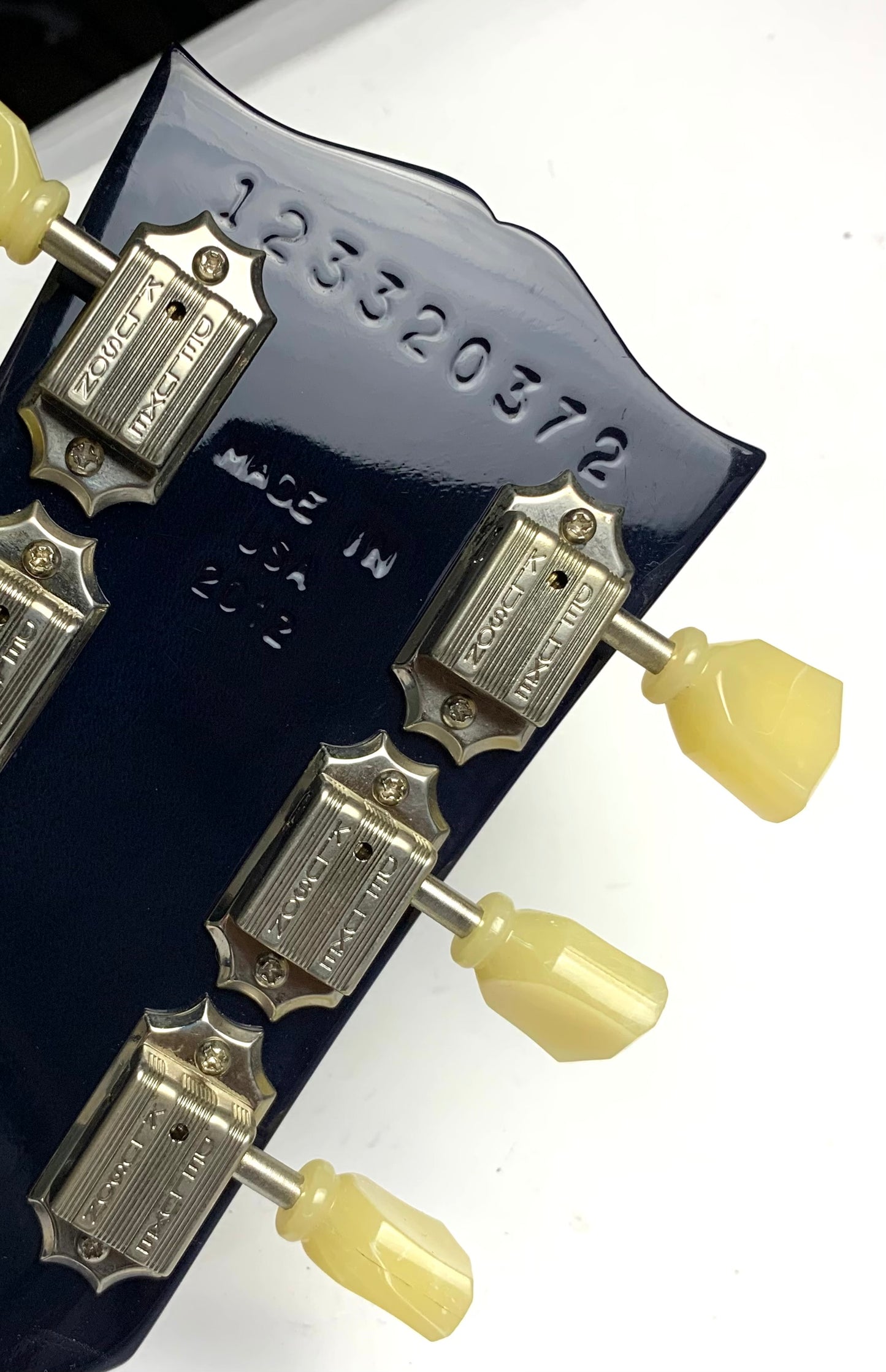 2012 Gibson Les Paul Traditional Plus Chicago Blue Flametop standard
