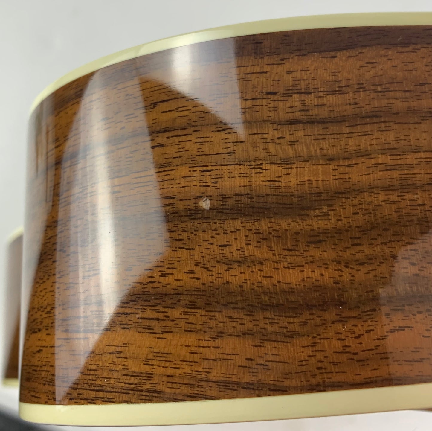 Martin OMC-16WE Walnut Acoustic-Electric Guitar with Original Case 2002