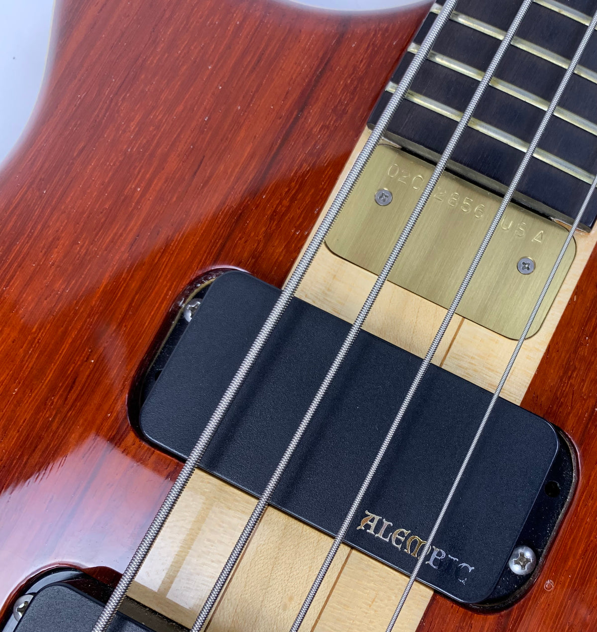 2002 ALEMBIC Custom Short-Scale Electric Bass Guitar Stanley CLARKE Vermilion 4-String