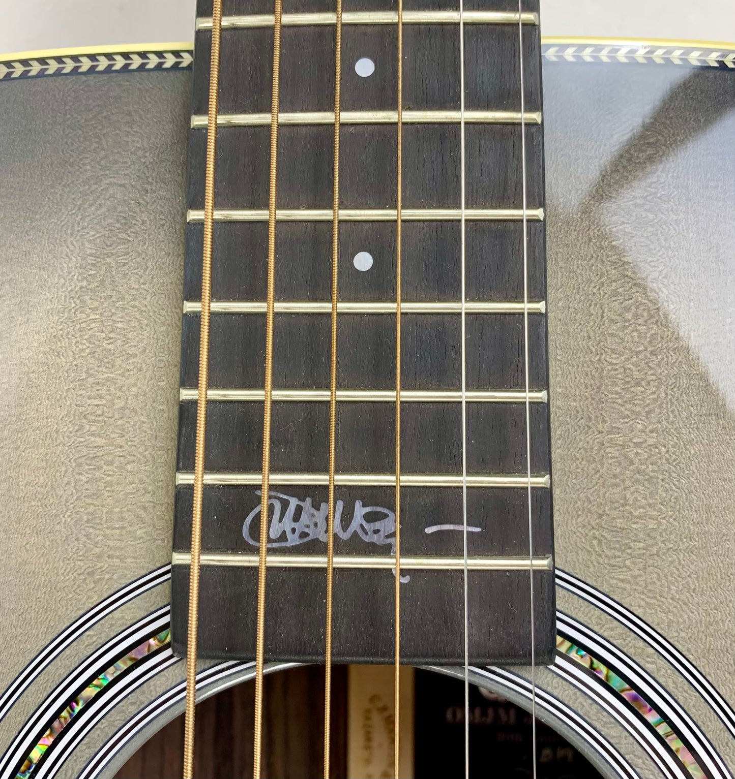 Martin 20th Anniversary OMJM John Mayer Signature Model - Grey Sunburst OM-28