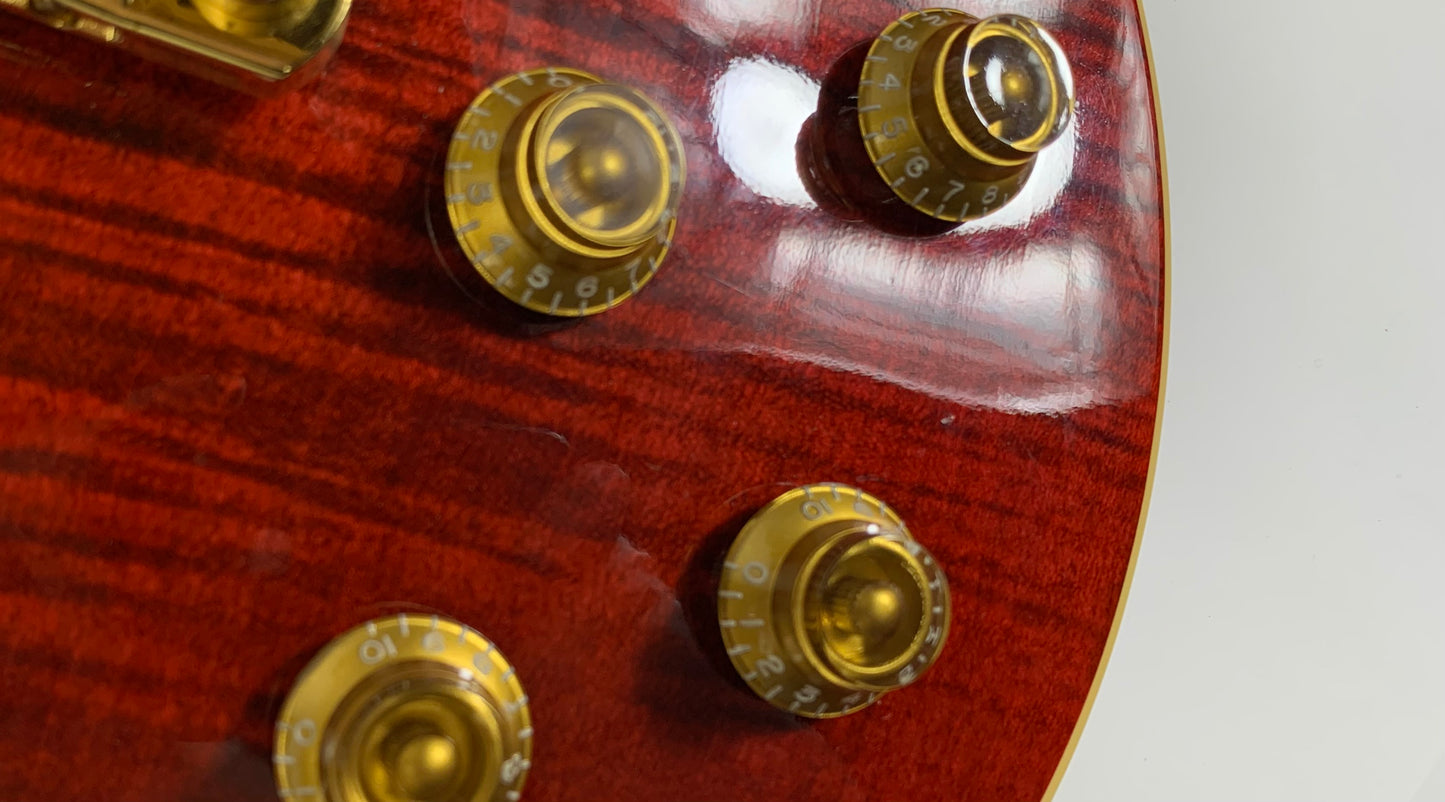 Gibson USA 50s Les Paul Standard Plus 2006 | Black Cherry Flametop Gold Hardware AA Top
