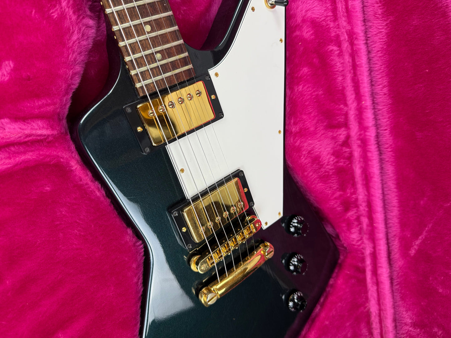 1994 Gibson Custom Shop Edition Explorer DARK METALLIC GREEN | Gold Hardware 57 Classics!