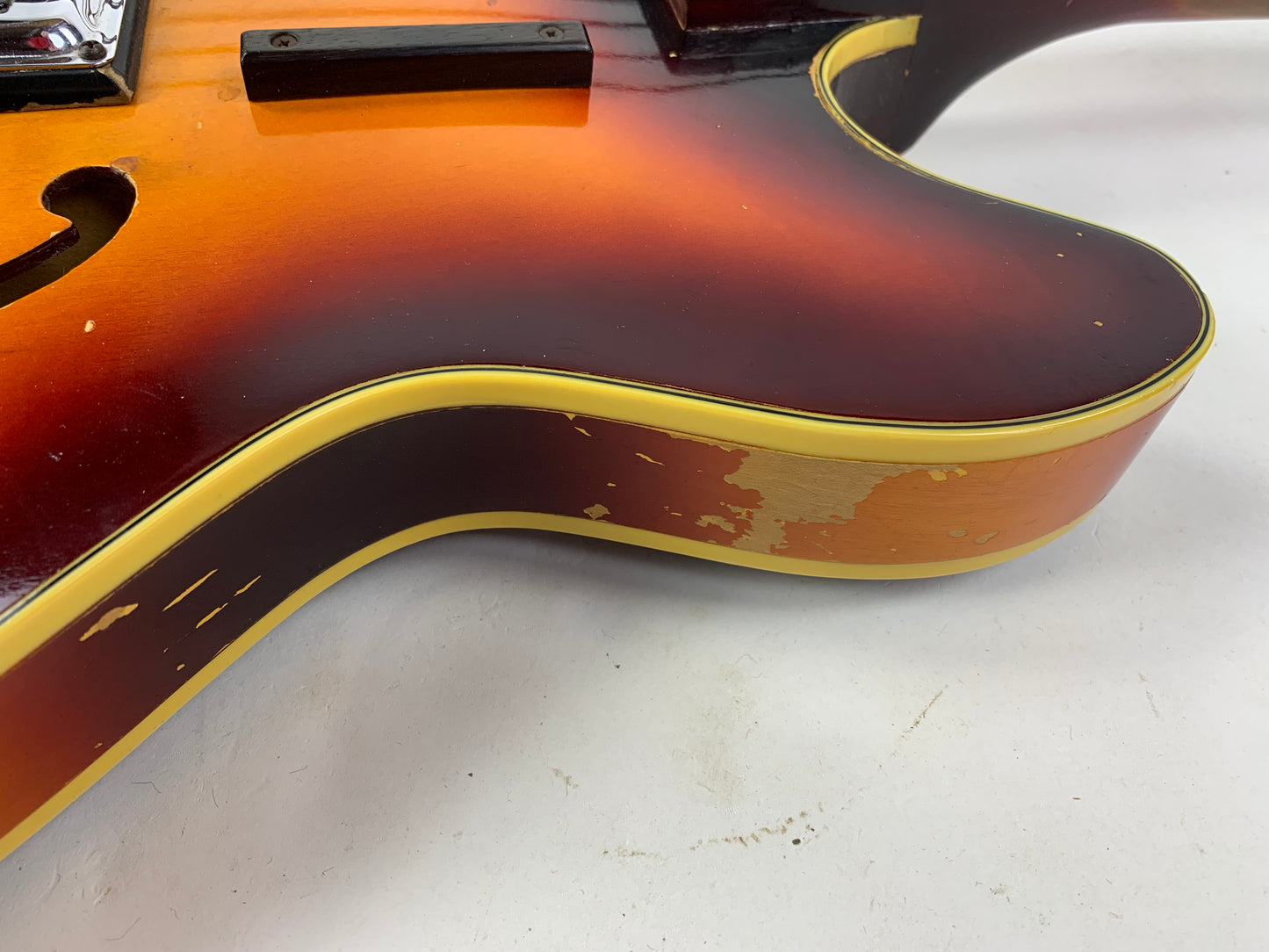 1965 Guild Starfire Bass Sunburst Hagstrom Bi-Sonic Pickup, Sounds Great!