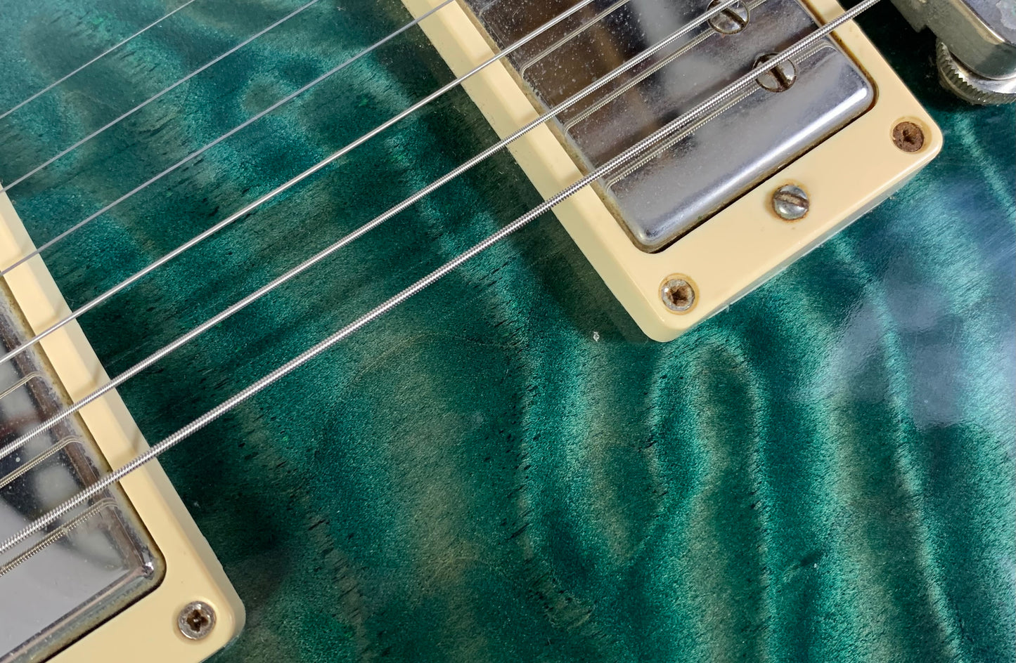 2004 Gibson Custom Shop Les Paul Elegant INSANE QUILT TOP! Peacock Green, Abalone Inlays, Ebony Board!