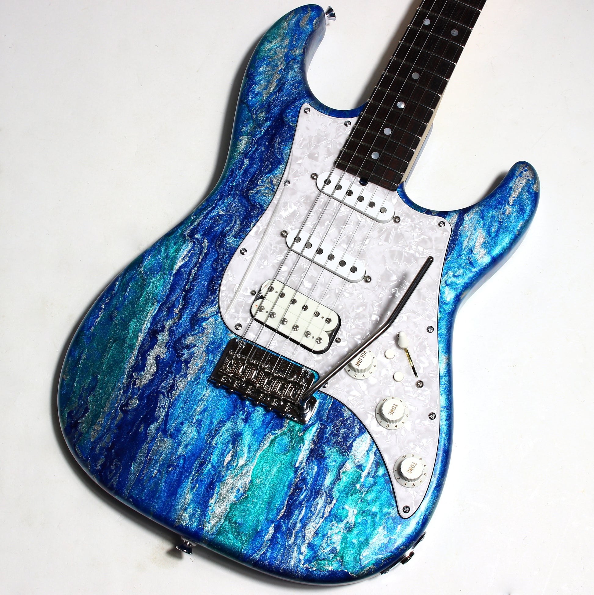 2025 James Tyler USA Studio Elite HD P Arctic Shmear