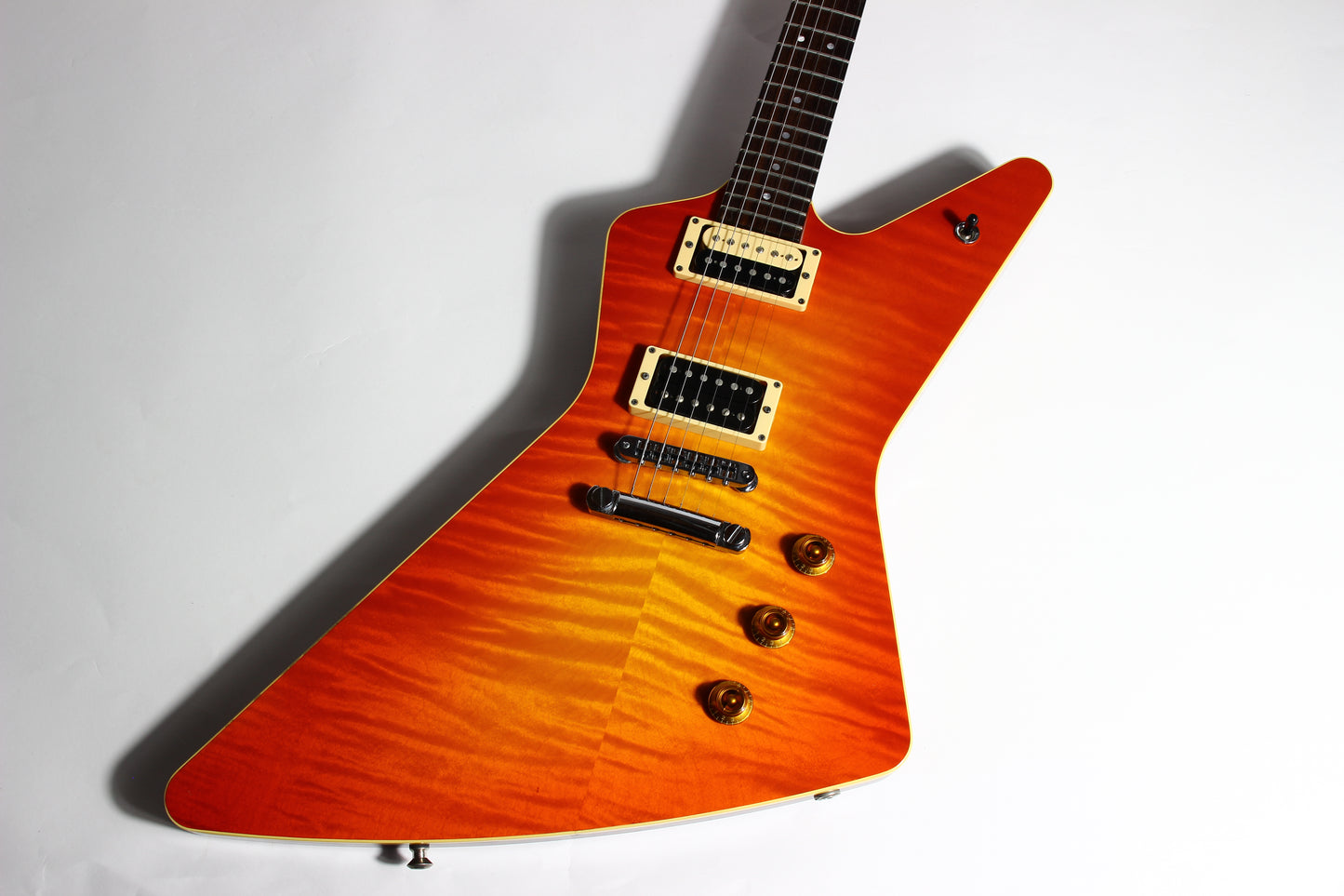 1995 Hamer USA Standard '59 Sunburst Rare Model! Rick Nielsen, Cheap Trick Explorer type