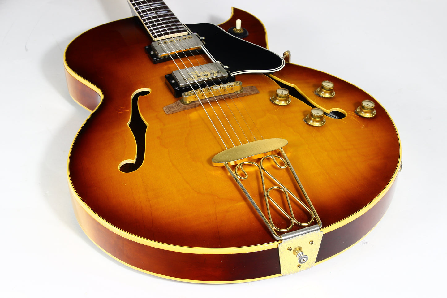 1962 Gibson ES-350T Florentine Cutaway Sunburst Hollowbody