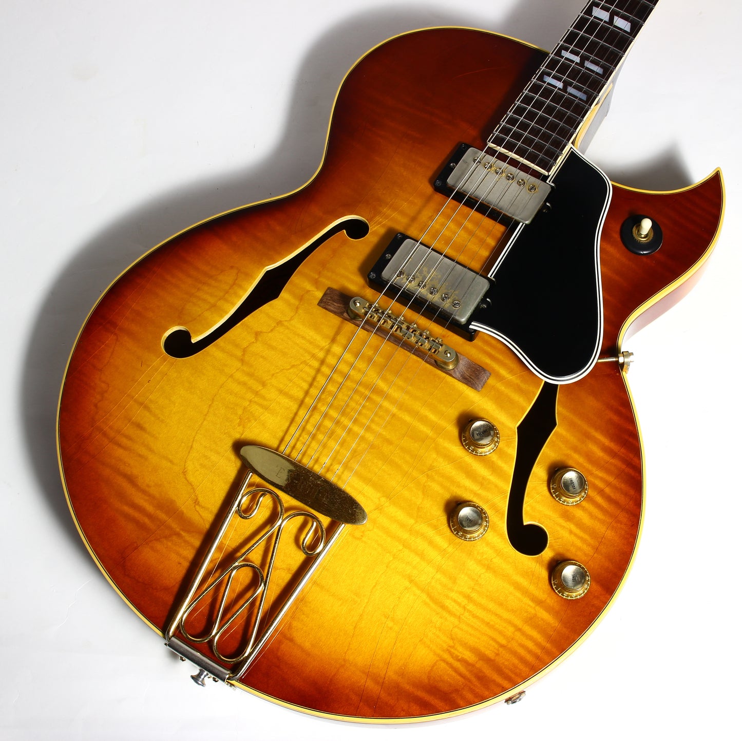 1962 Gibson ES-350T Florentine Cutaway Sunburst Hollowbody