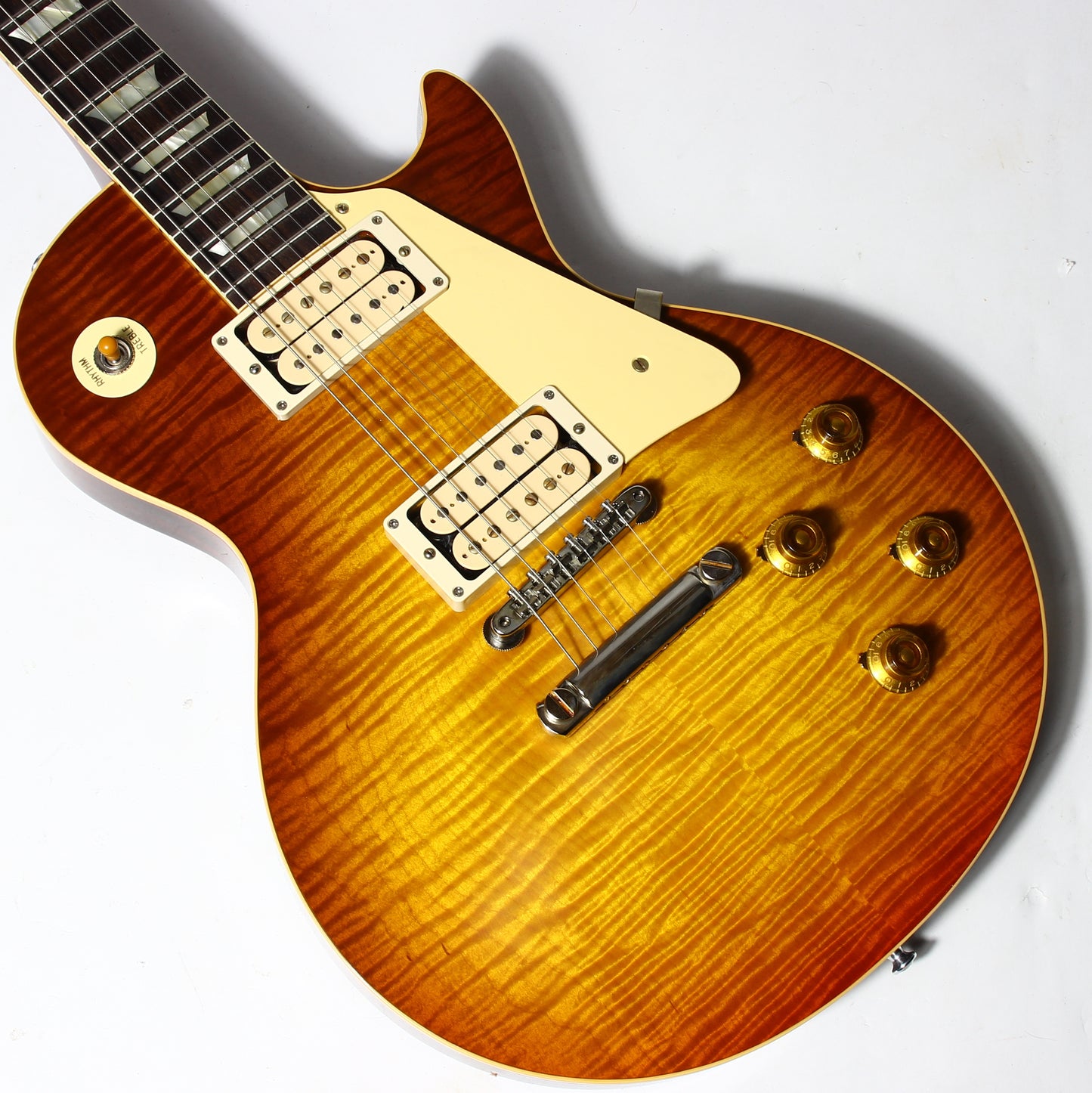 2025 Gibson Custom Shop '59 Les Paul Standard Historic Reissue 1959 R9 DOUBLE CREAM Tea Burst