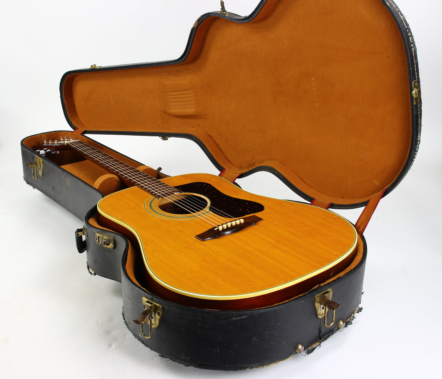 1975 Guild USA G-41 JUMBO Dreadnought Acoustic Guitar w Original Case HUGE SOUND!
