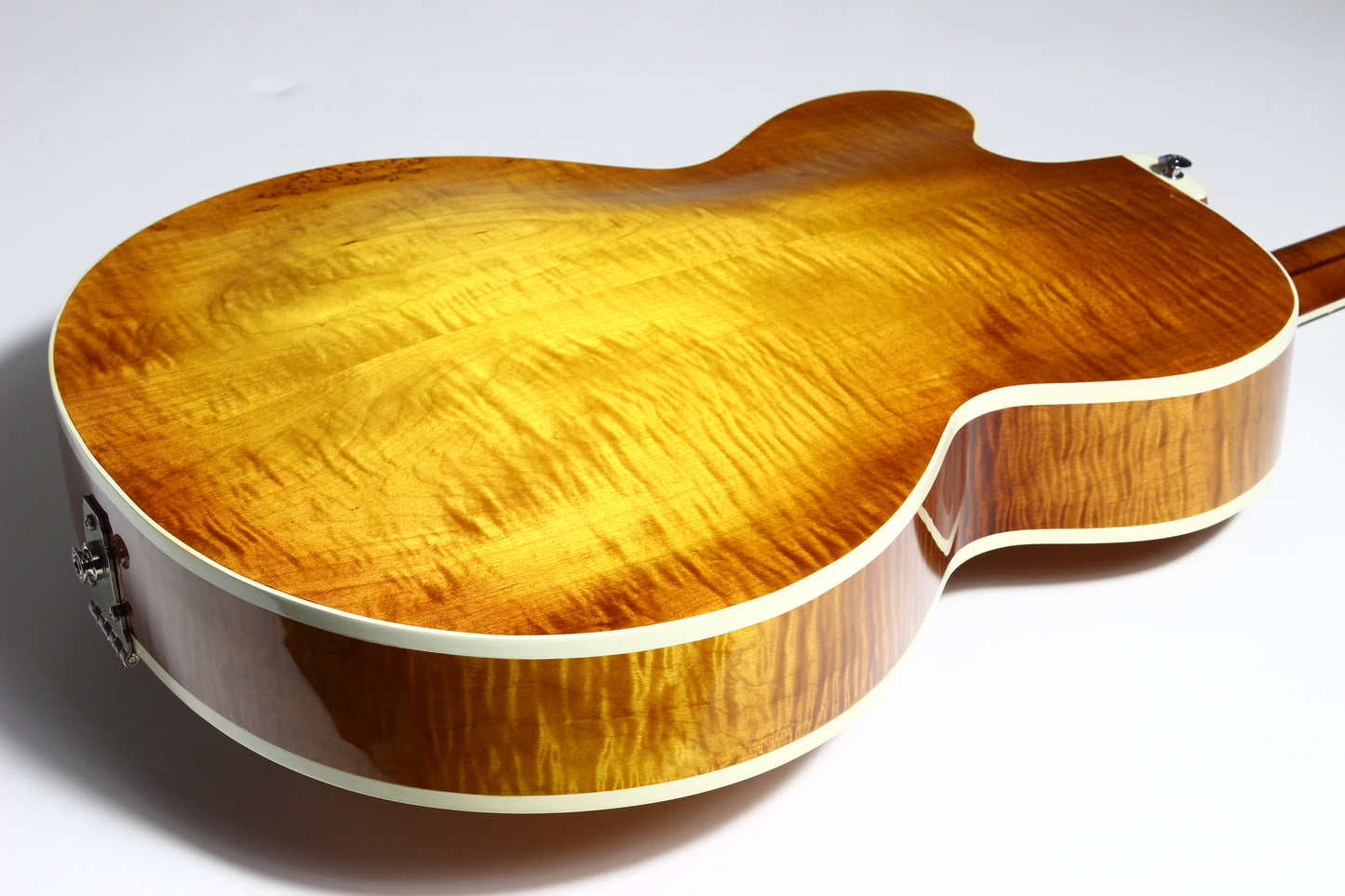 1994 Heritage USA Eagle Classic Archtop Guitar  ASB Almond Sunburst! Spruce Top, Maple Back/Sides