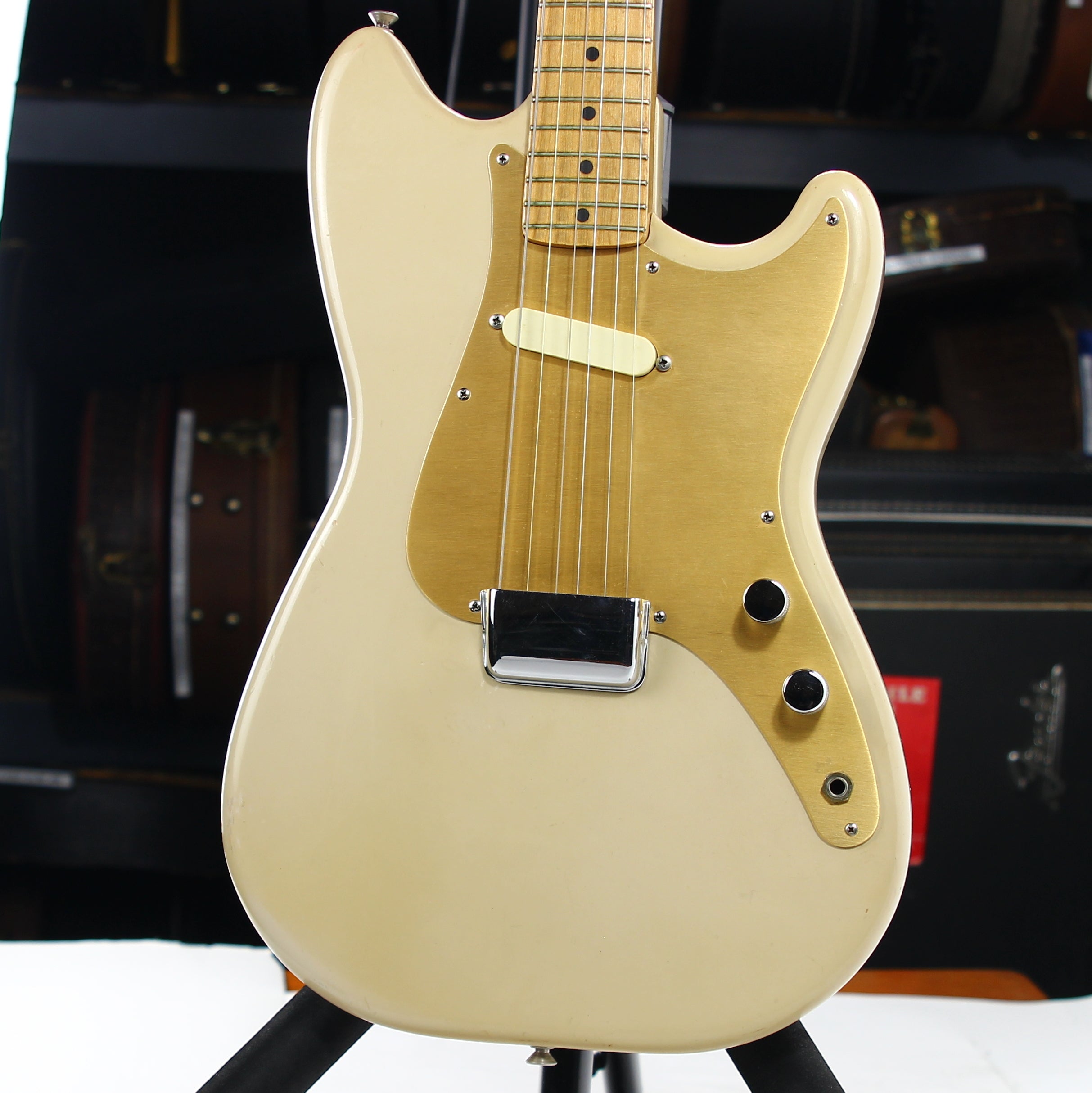 CLEAN 1959 Fender Musicmaster Desert Sand Tan, Gold Anodized Guard - ALL-ORIGINAL, Pre-CBS Vintage, duo sonic