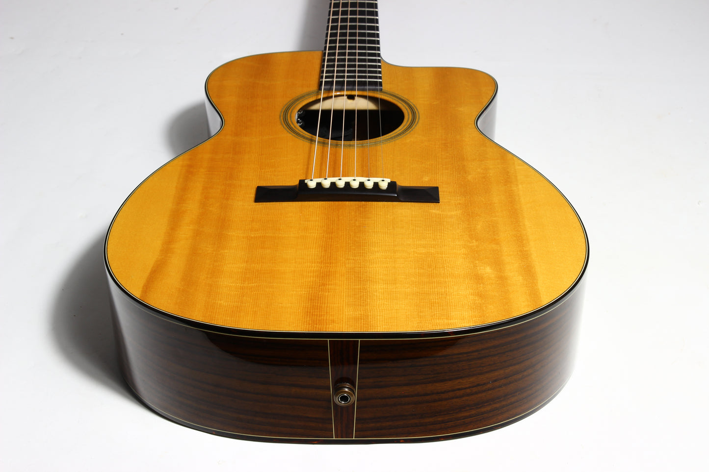 Bourgeois OM-C 2007 Cutaway Custom Acoustic Guitar - Adirondack  Indian Rosewood