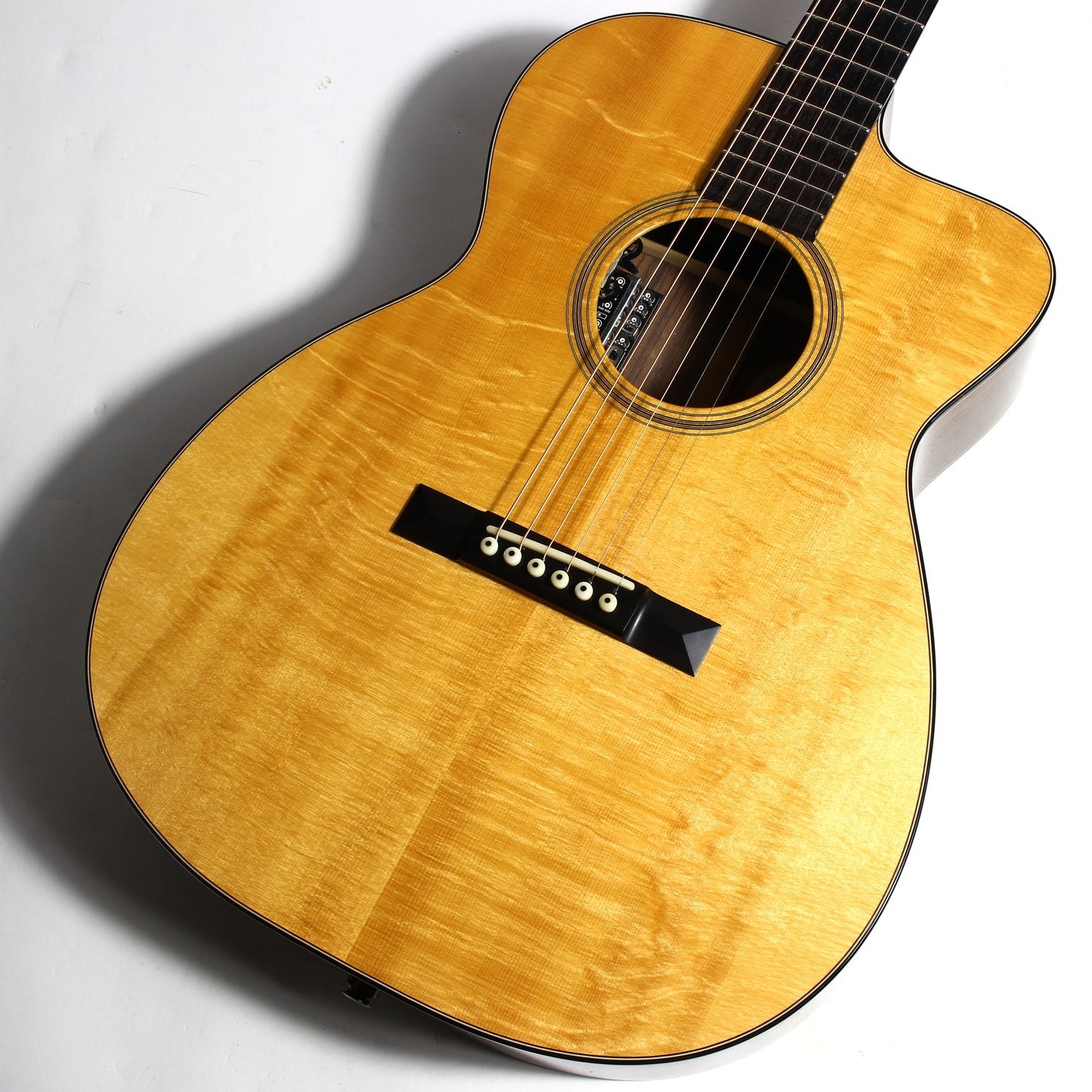 Bourgeois OM-C 2007 Cutaway Custom Acoustic Guitar - Adirondack  Indian Rosewood