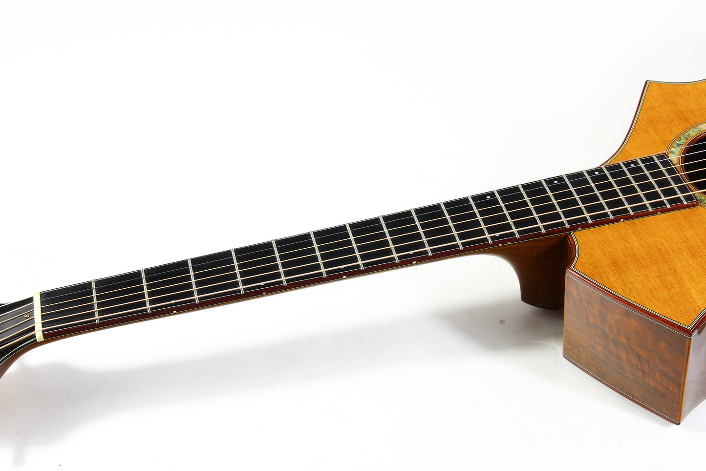 Breedlove USA CM/W Steve Henderson Master Class Built Figured Walnut MINTY w Original Case Acoustic Guitar