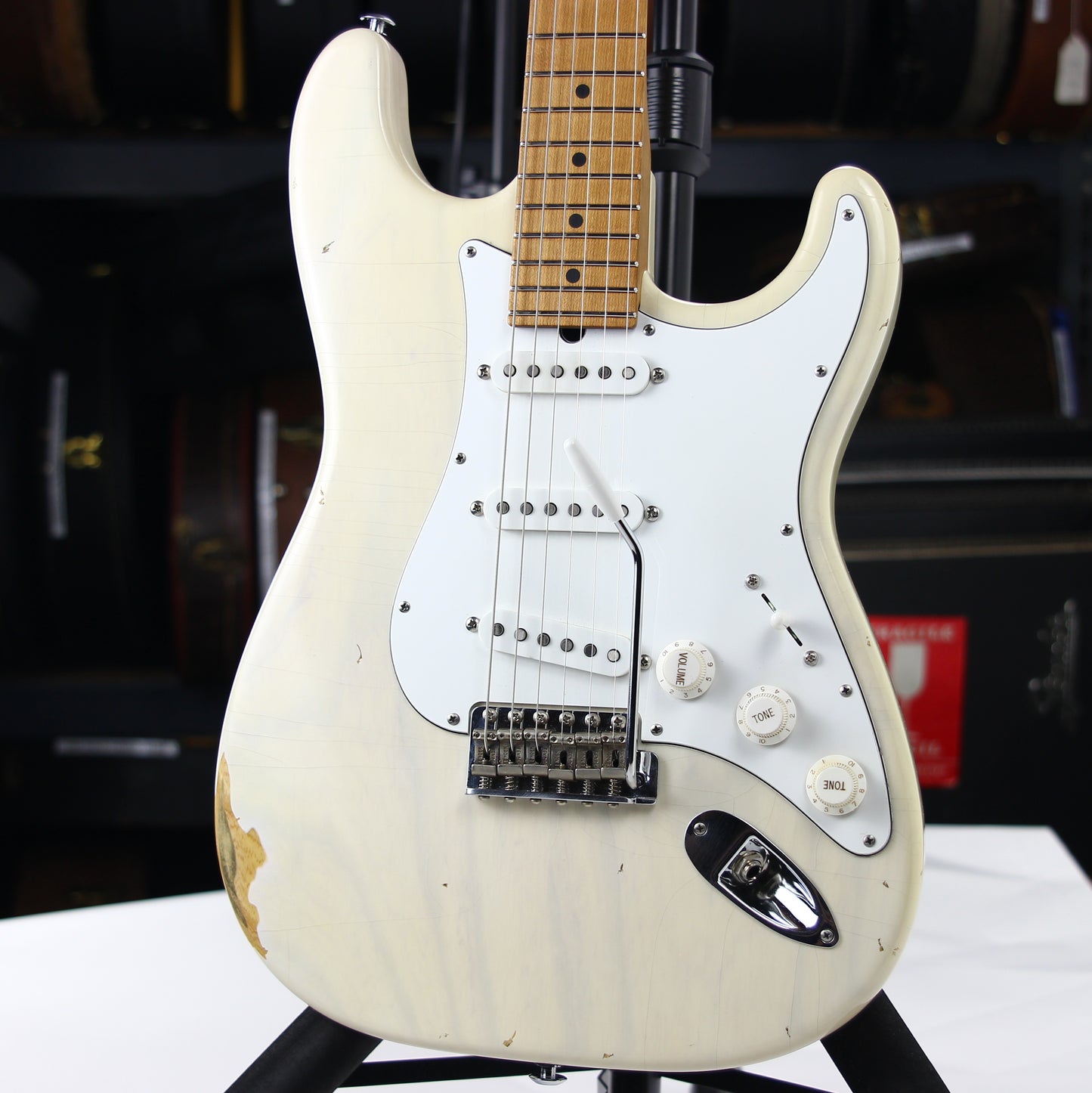 2021 Suhr Custom Shop Classic S Antique Roasted Trans White - Swamp Ash, Medium Aging, SSCII strat