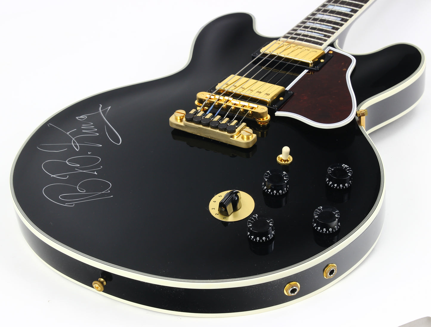 2004 Gibson BB King Lucille ES-355 Ebony Black SIGNED AUTOGRAPHED by the Blues Legend JSA Authenticated!