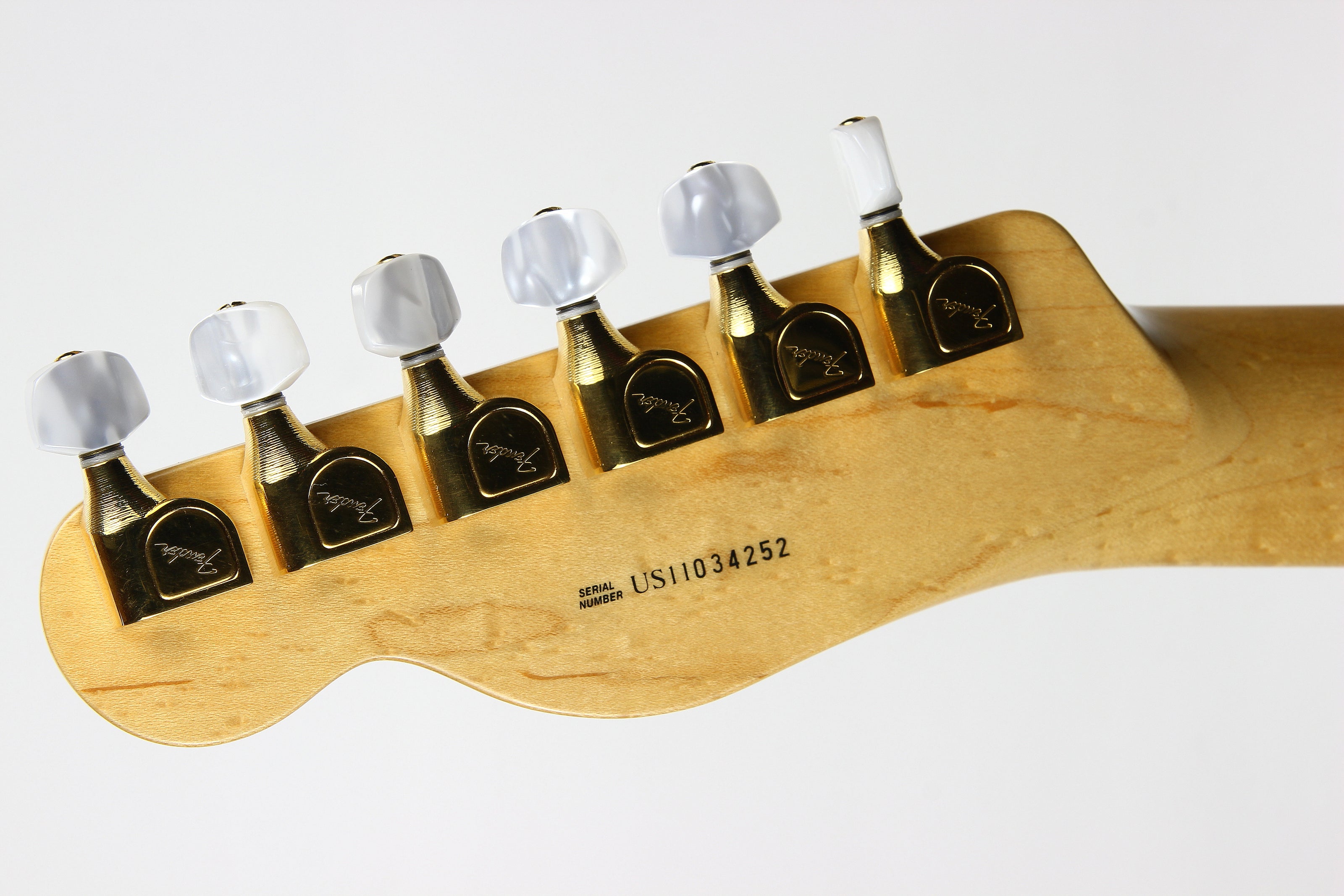 2011 Fender Serial Number Date Headstock US