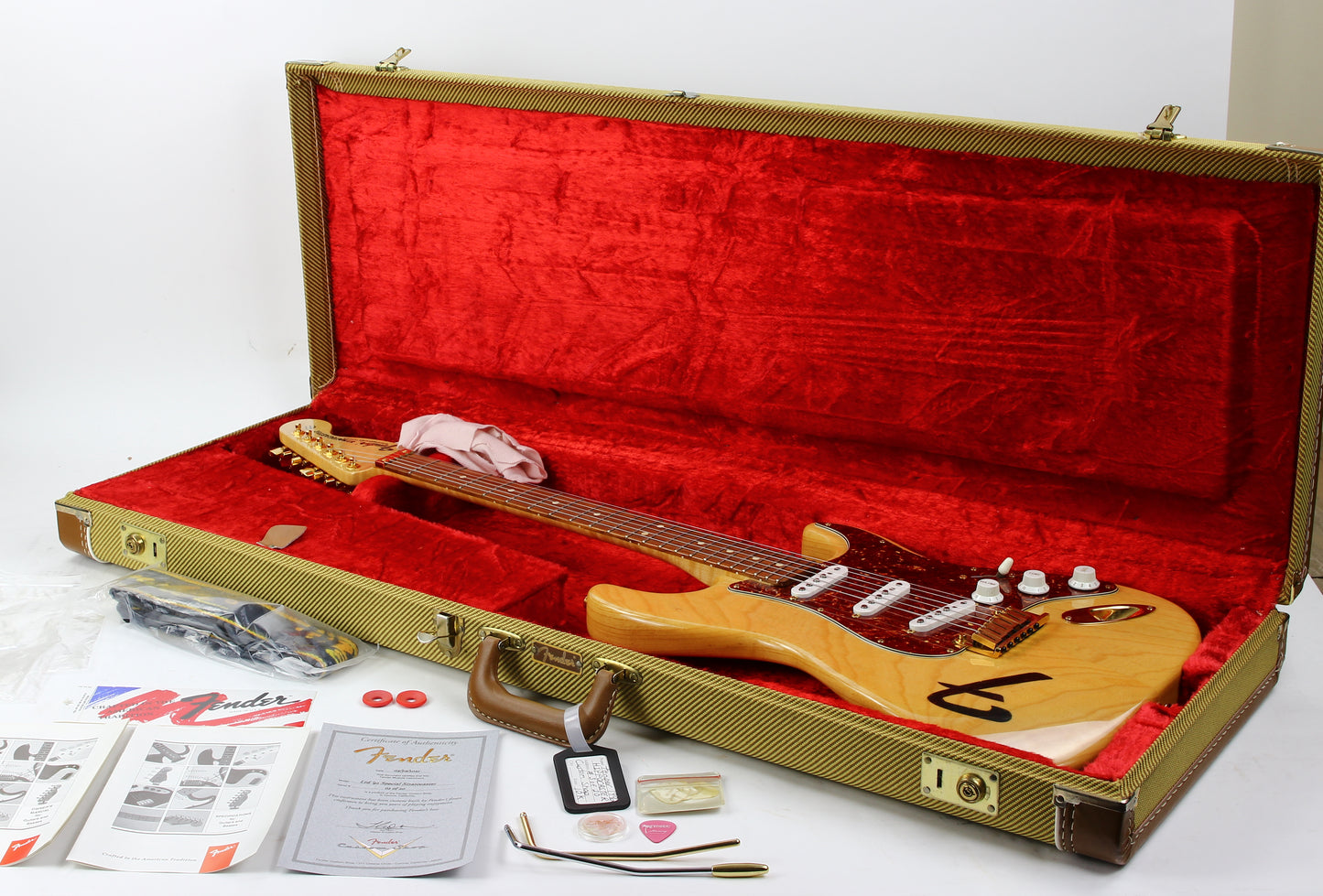 Fender Custom Shop 1992 Bob Hipp Stratocaster "Hippocaster" #3 of 20 | Natural w/ Tortoise Appointments