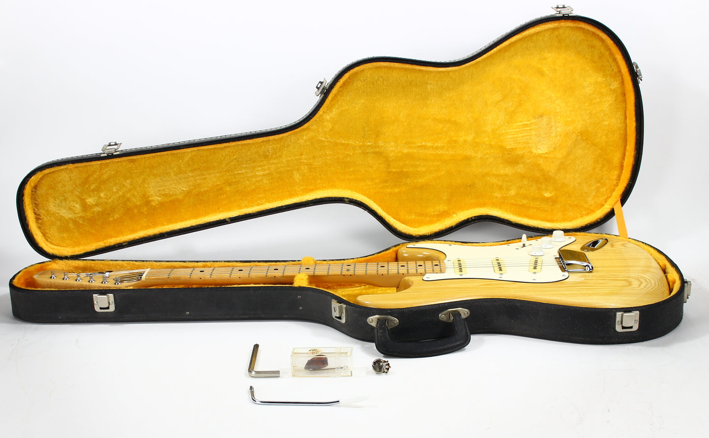 1970's Aspen Stratocaster Japan Copy - Matsumoku, Greco, MIJ, Super Sounds, Strat. Univox, Aria Pro
