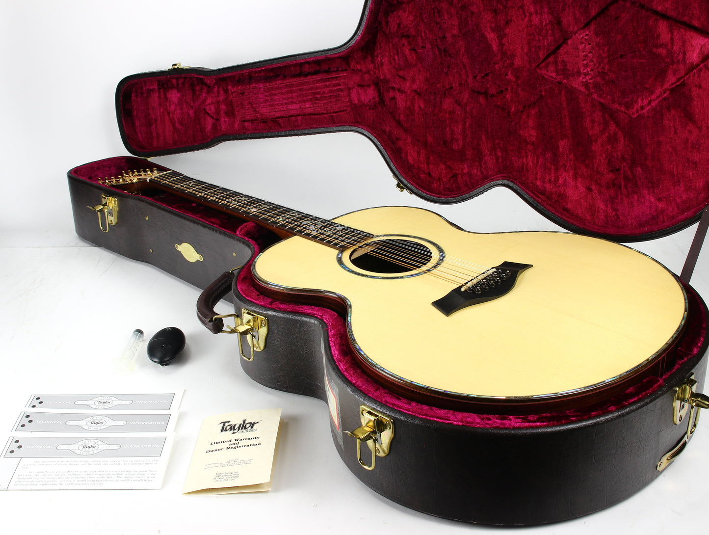 UNPLAYED! 1996 Taylor 955 12-String Cindy Inlay Jumbo Acoustic Guitar - Spruce & Rosewood, Abalone!