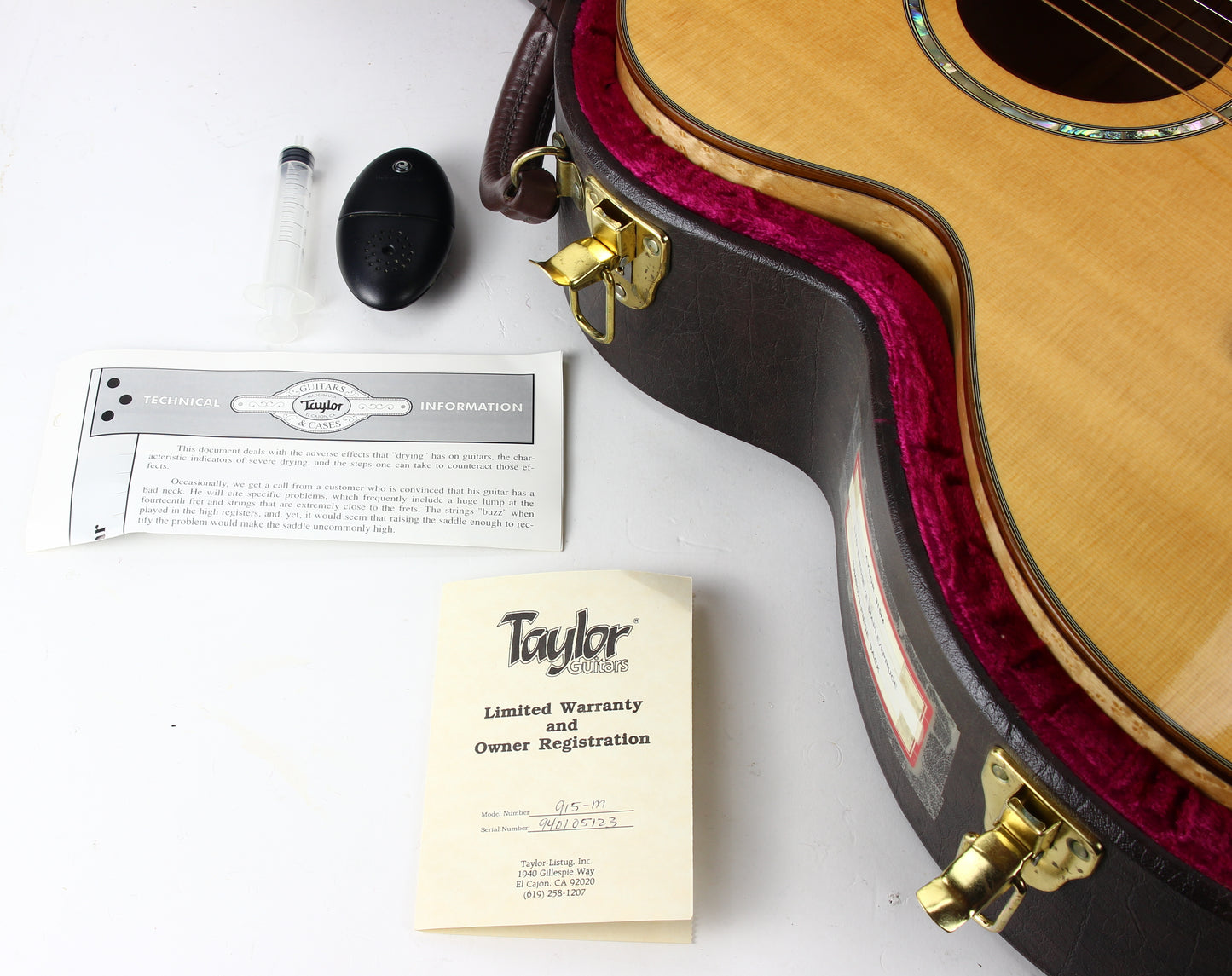 1994 Taylor 915-M Limited Edition - Jumbo 900 Series, Birdseye Maple, 3-Piece Back! John Denver!