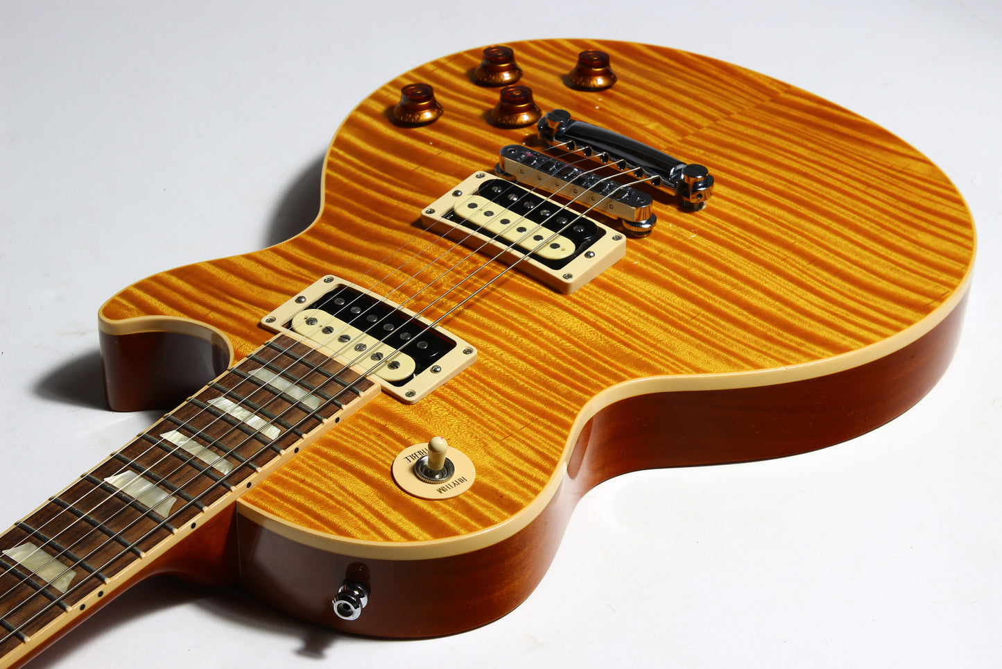 2013 Gibson Les Paul Standard PREMIUM PLUS Trans Amber Slash Pickups KILLER TOP!