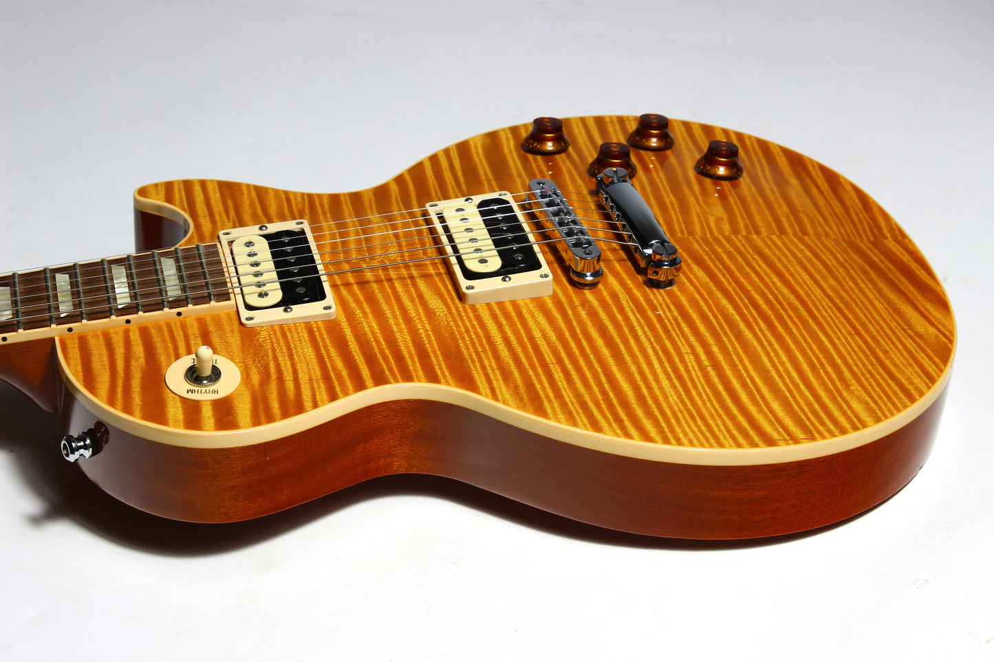 2013 Gibson Les Paul Standard PREMIUM PLUS Trans Amber Slash Pickups KILLER TOP!