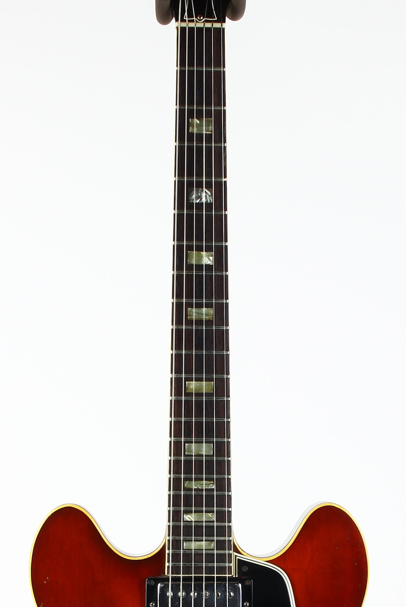 ギター Gibson ES-335 Dot Figured w/ Bigsby Gibson ES-335 Dot Figured-Top Electric Guitar with Gloss Finish