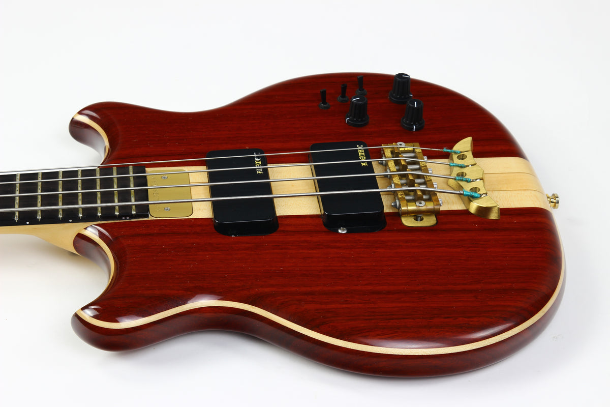 2002 ALEMBIC Custom Short-Scale Electric Bass Guitar Stanley CLARKE Vermilion 4-String