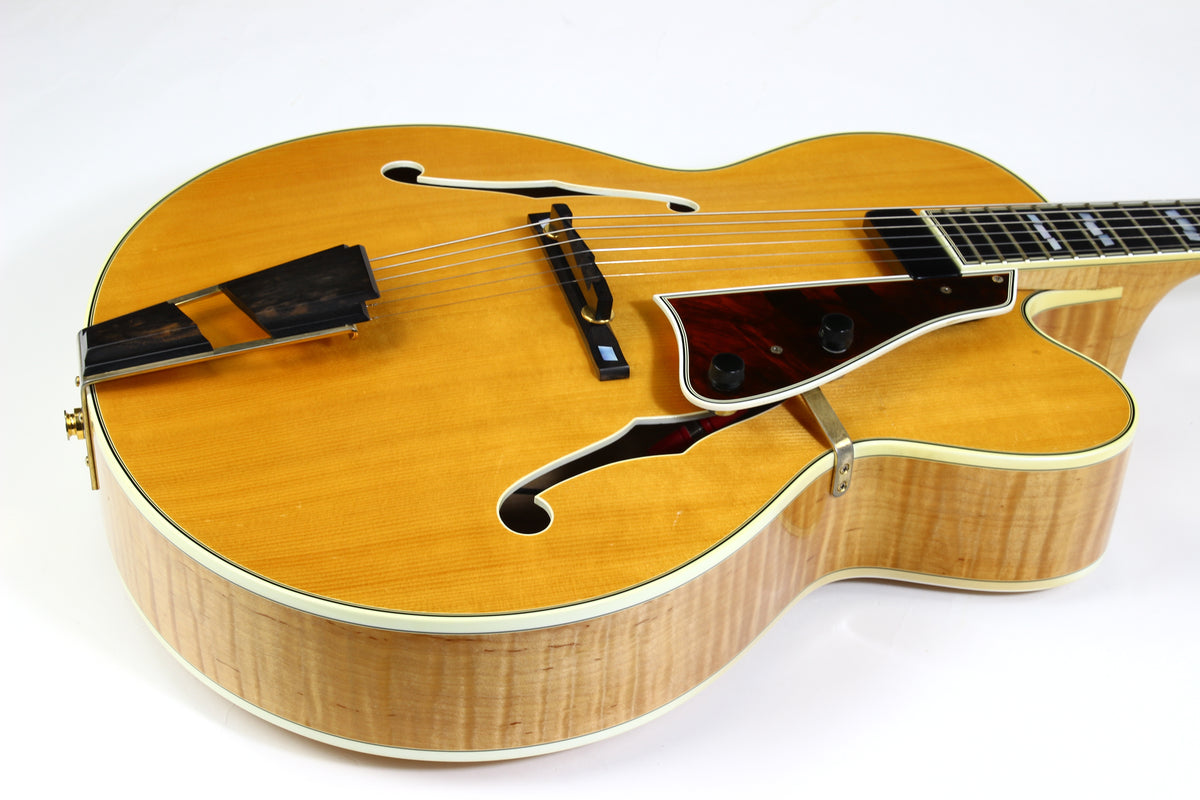 2005 Mark Campellone Deluxe Series 17 Inch Fine Archtop Guitar w Floating Pickup Natural Finish Made In USA
