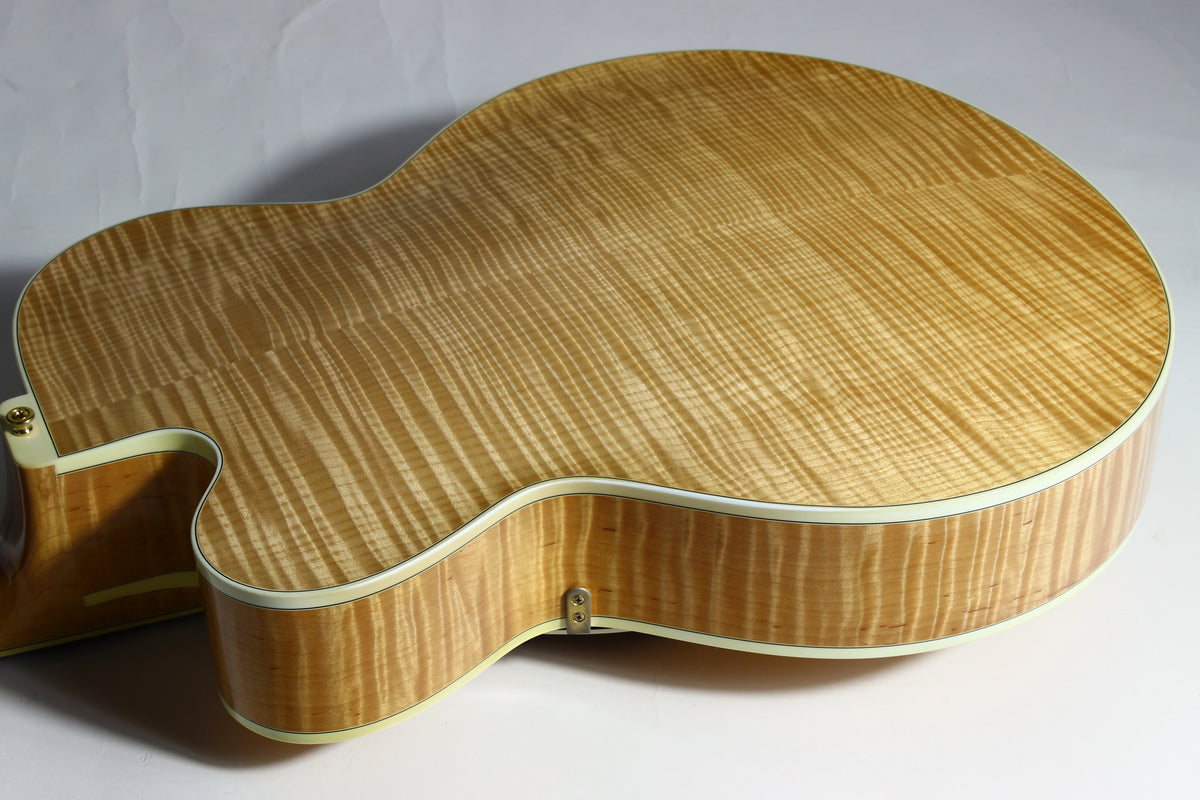 2005 Mark Campellone Deluxe Series 17 Inch Fine Archtop Guitar w Floating Pickup Natural Finish Made In USA
