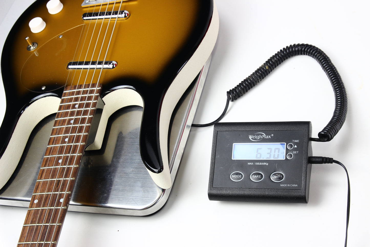 Jerry Jones USA Neptune Longhorn Baritone Bass Guitar VI 6-String Guitar | ONE OFF Gold Burst