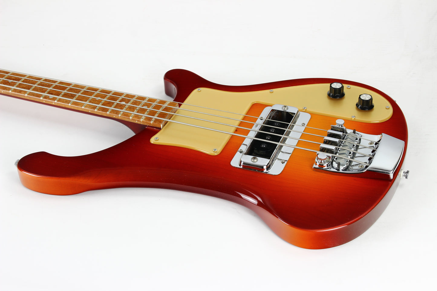 1975 Rickenbacker 4000 Amber Fireglo | 1950s Tribute, Gold Pickguard paul wilczynski