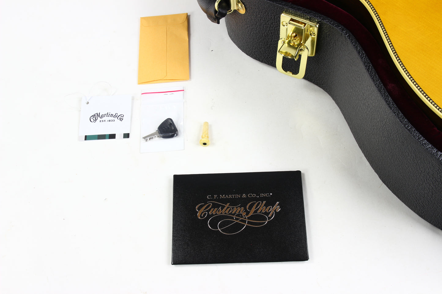 Martin Custom Shop BRAZILIAN ROSEWOOD Authentic 000-28 1937 Stage 1 Aging CE-07BRZ Acoustic Guitar