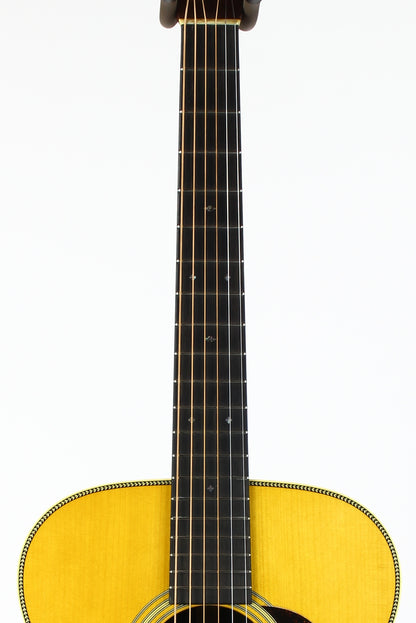 Martin Custom Shop BRAZILIAN ROSEWOOD Authentic 000-28 1937 Stage 1 Aging CE-07BRZ Acoustic Guitar