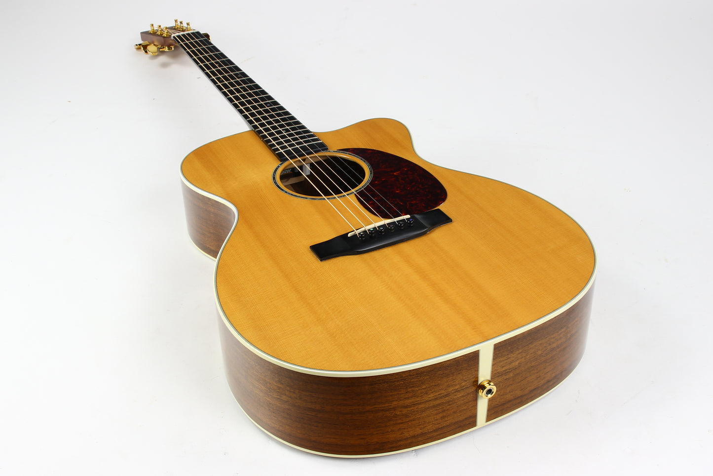 Martin OMC-16WE Walnut Acoustic-Electric Guitar with Original Case 2002