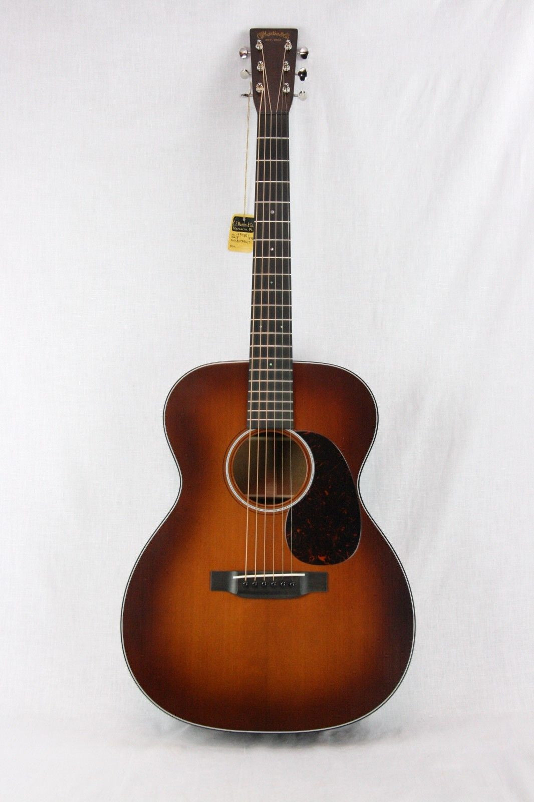 2016 Martin OM-18 Authentic 1933 VTS BURST Acoustic Guitar Adirondack Spruce 000