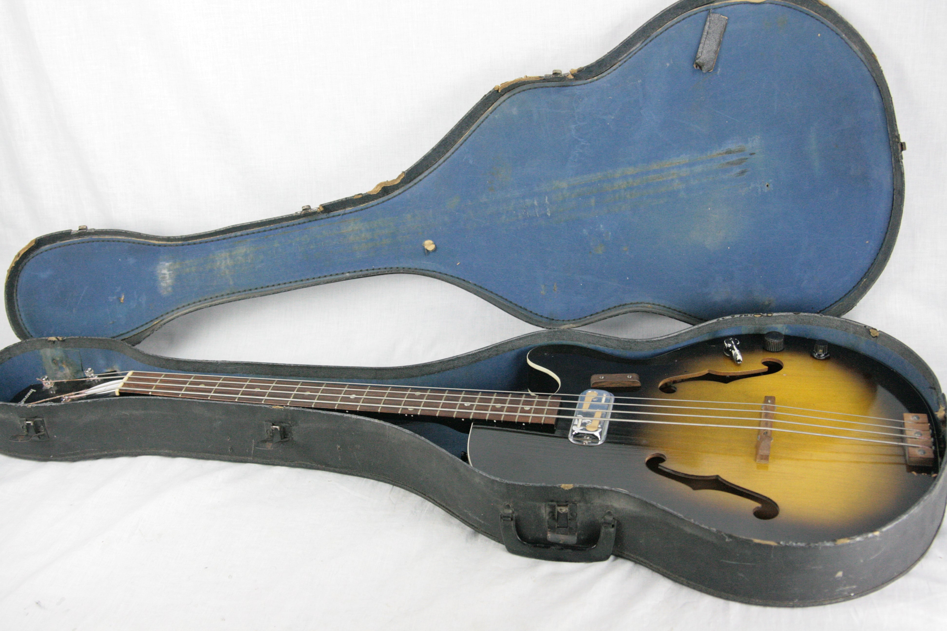 *SOLD*  1960's Harmony H-22 Bass Guitar! Electric Hollowbody! Dearmond Pickup! Vintage!